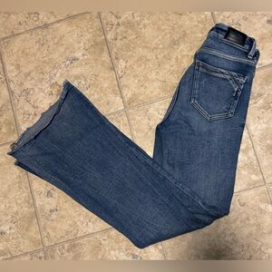 Women’s Buckle Black No. 35 Flare Jeans | Distressed Raw Hem | 24x32 | Like New